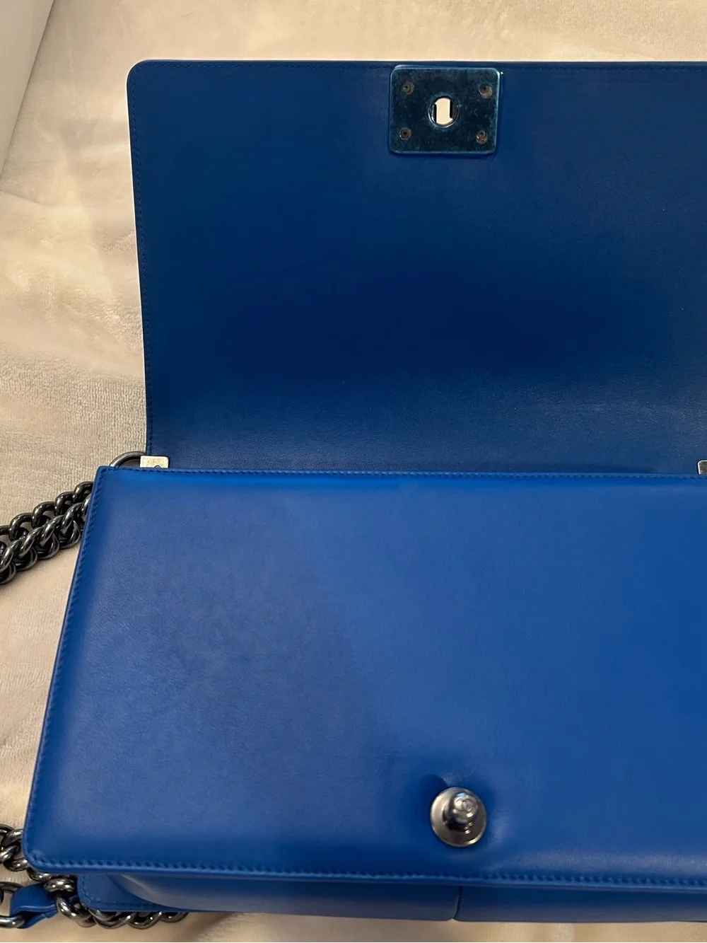 CHANEL Blue Chevron Quilted Shoulder Bag with Gunmetal Chain